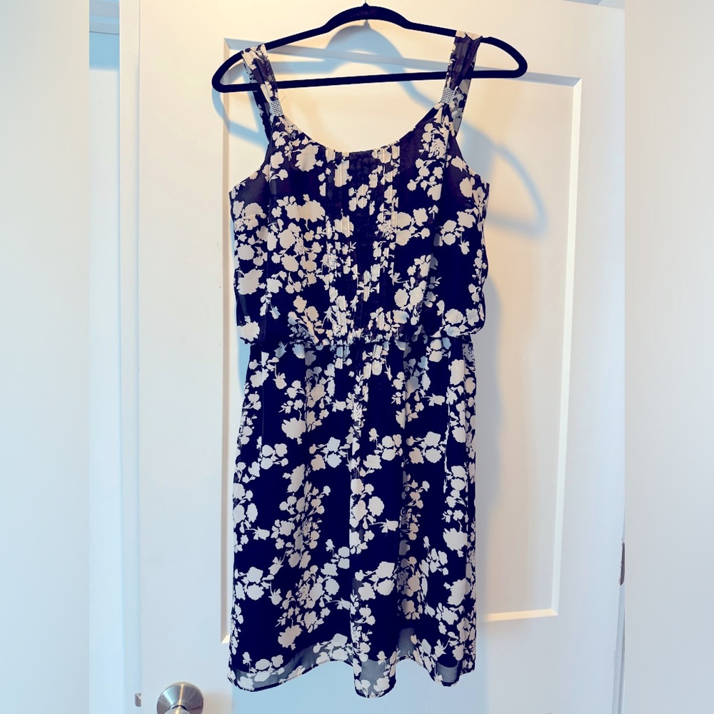 Classic black & white dress from White House Black Market